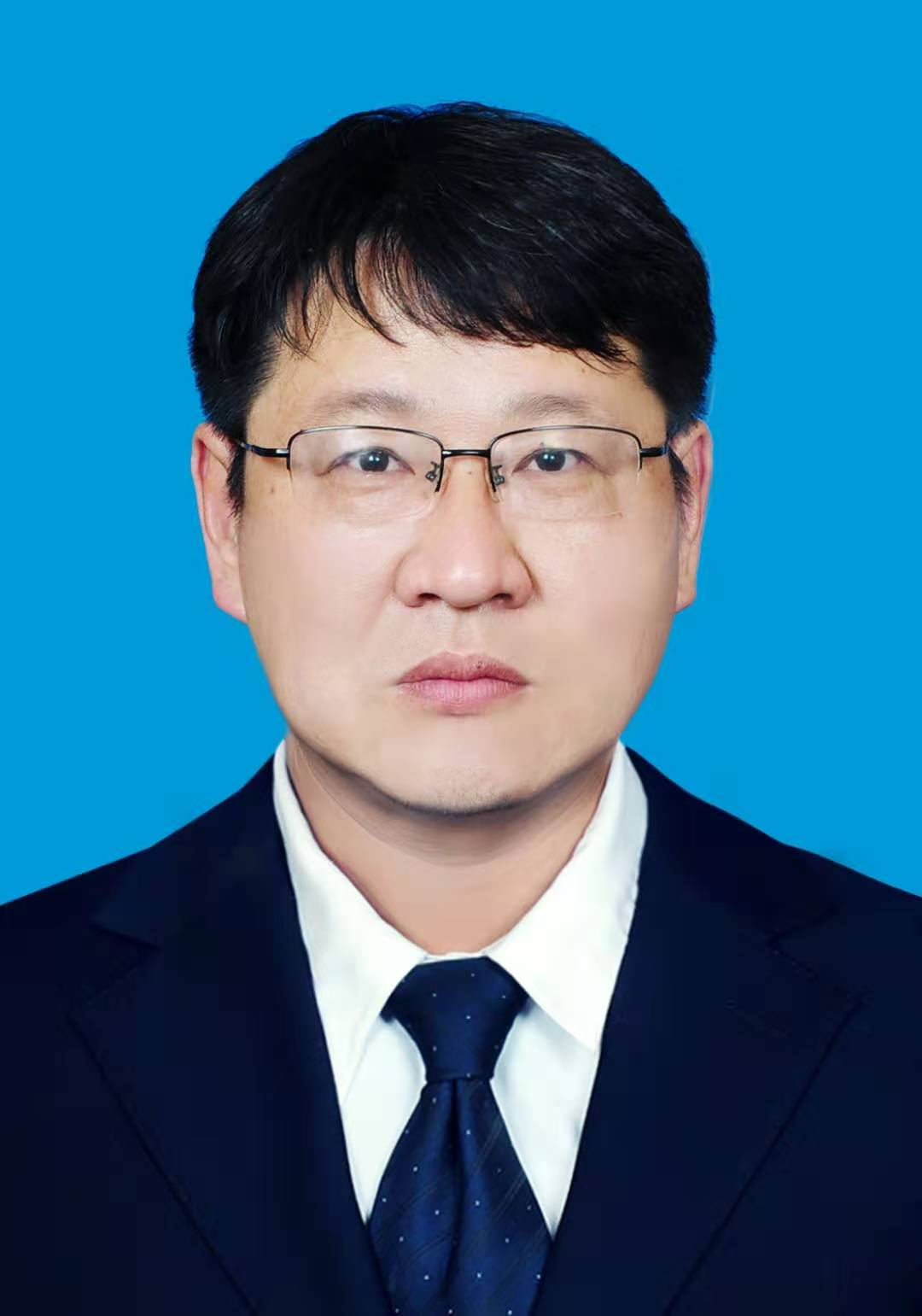 刘凤强