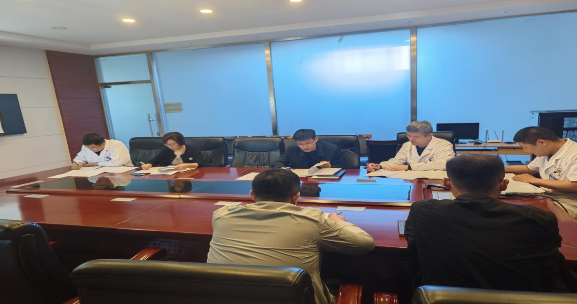 倾听“医声”解难题  共筑健康暖民心——临城街道人大工作室走进医院开展专题座谈会